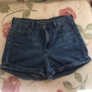 Women’s AEO mom shorts